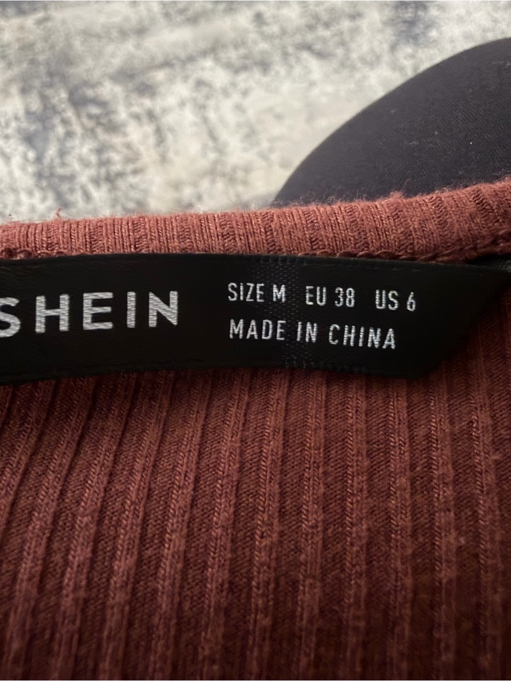 SHEIN Brown Ribbed Button-Front Crop Top - Picture 2 of 2